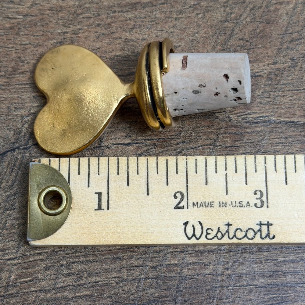 Gold Tone Heart Wine Bottle Stopper Decorative Barware Cork Accessory - Picture 3 of 6